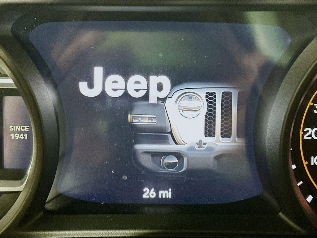 new 2025 Jeep Gladiator car, priced at $43,501