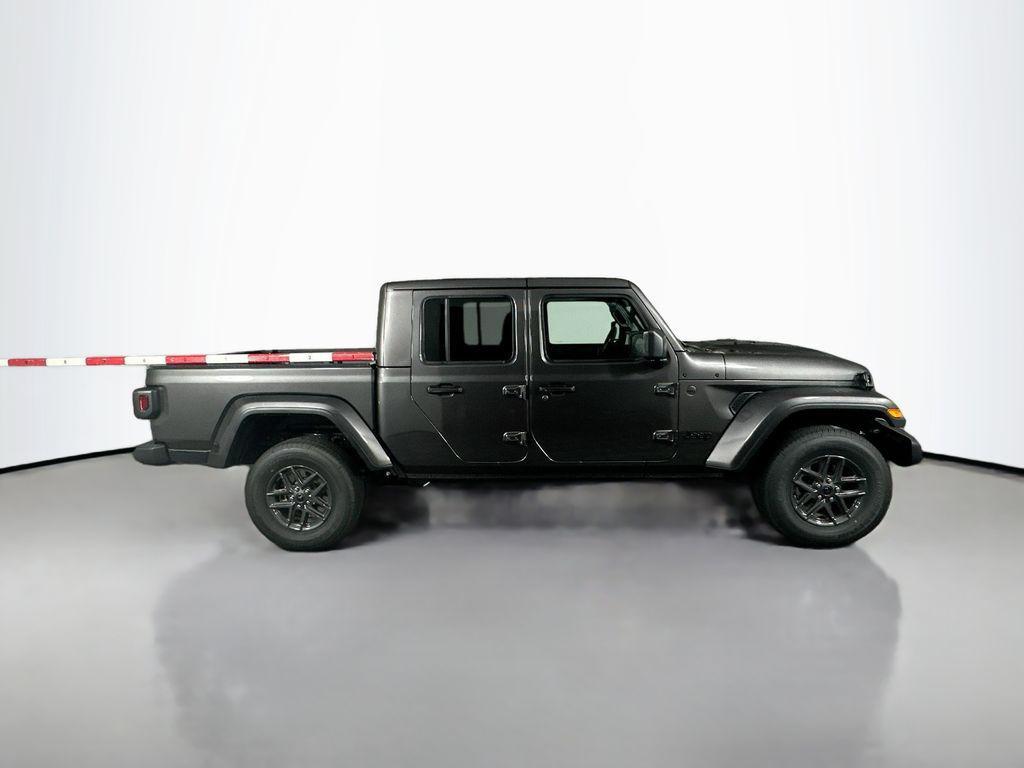 new 2025 Jeep Gladiator car, priced at $43,501