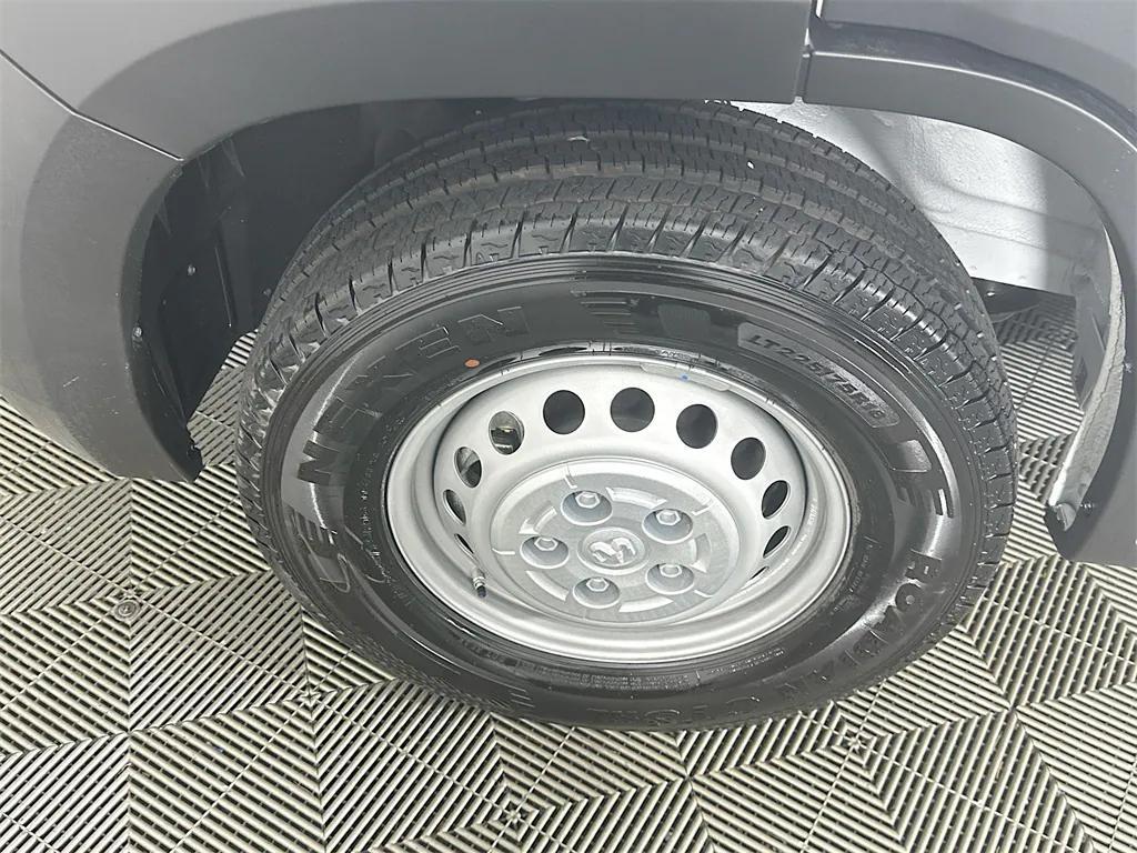 new 2025 Ram ProMaster 2500 car, priced at $44,376