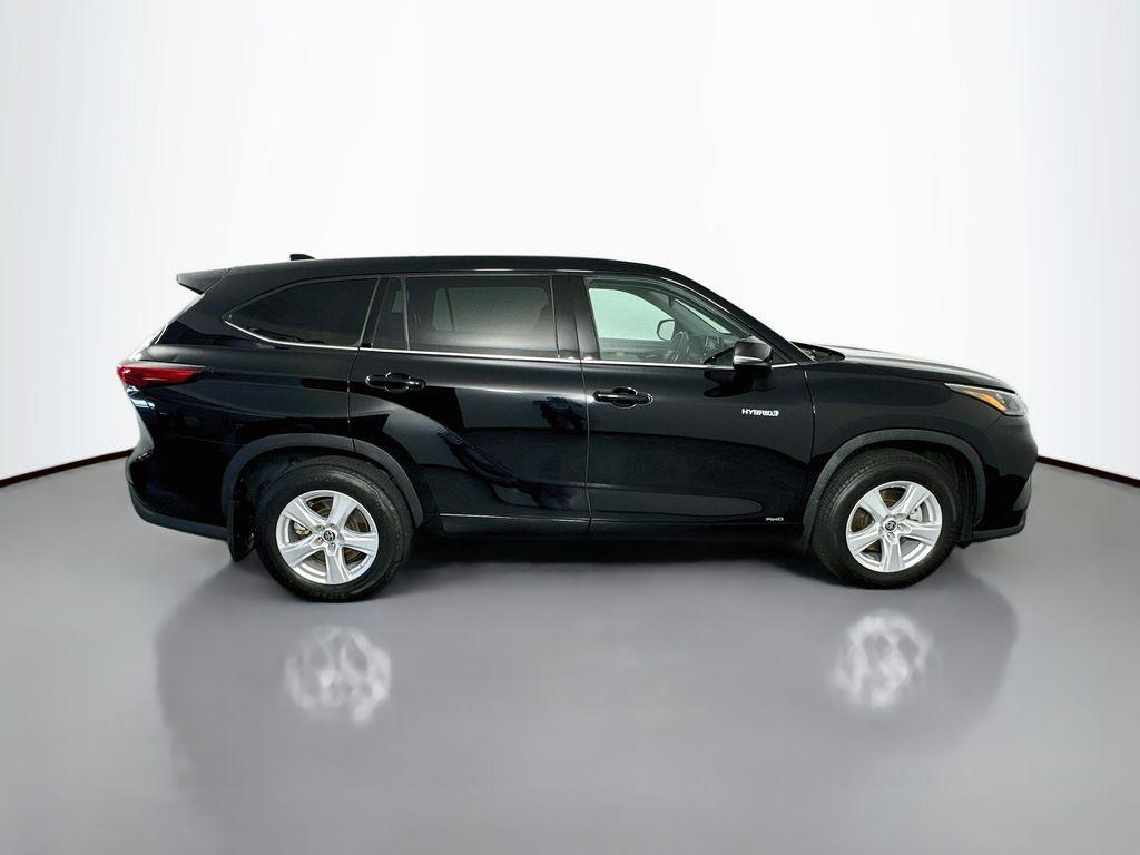 used 2020 Toyota Highlander Hybrid car, priced at $25,284