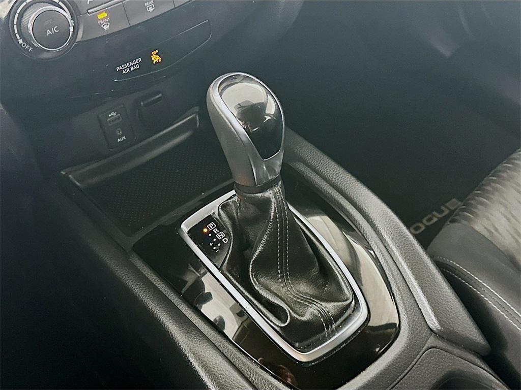 used 2017 Nissan Rogue car, priced at $11,285