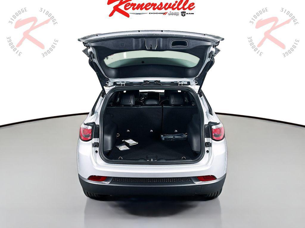 new 2026 Jeep Compass car, priced at $30,185