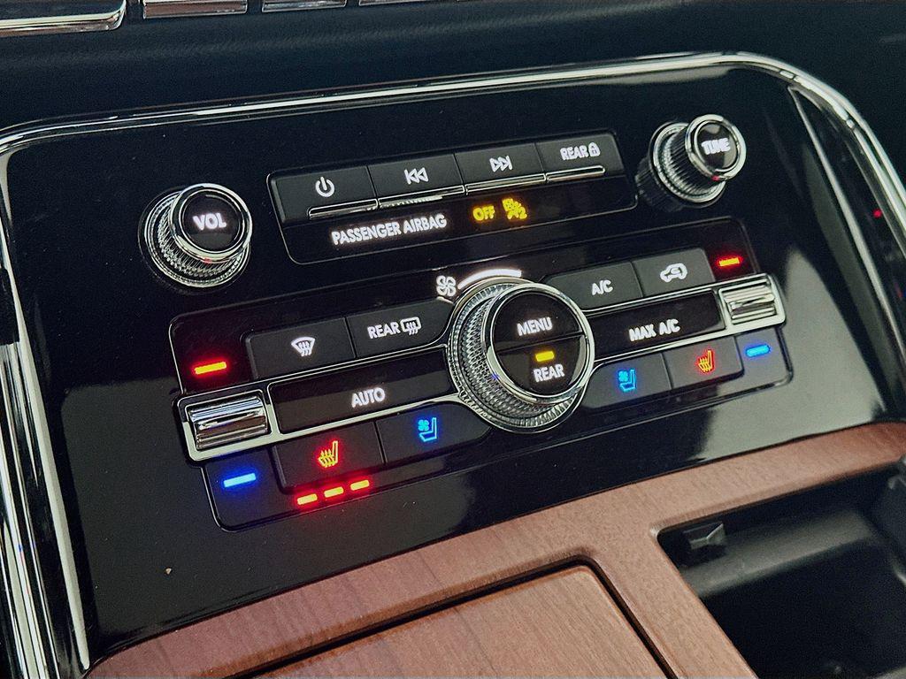 used 2021 Lincoln Navigator car, priced at $41,335