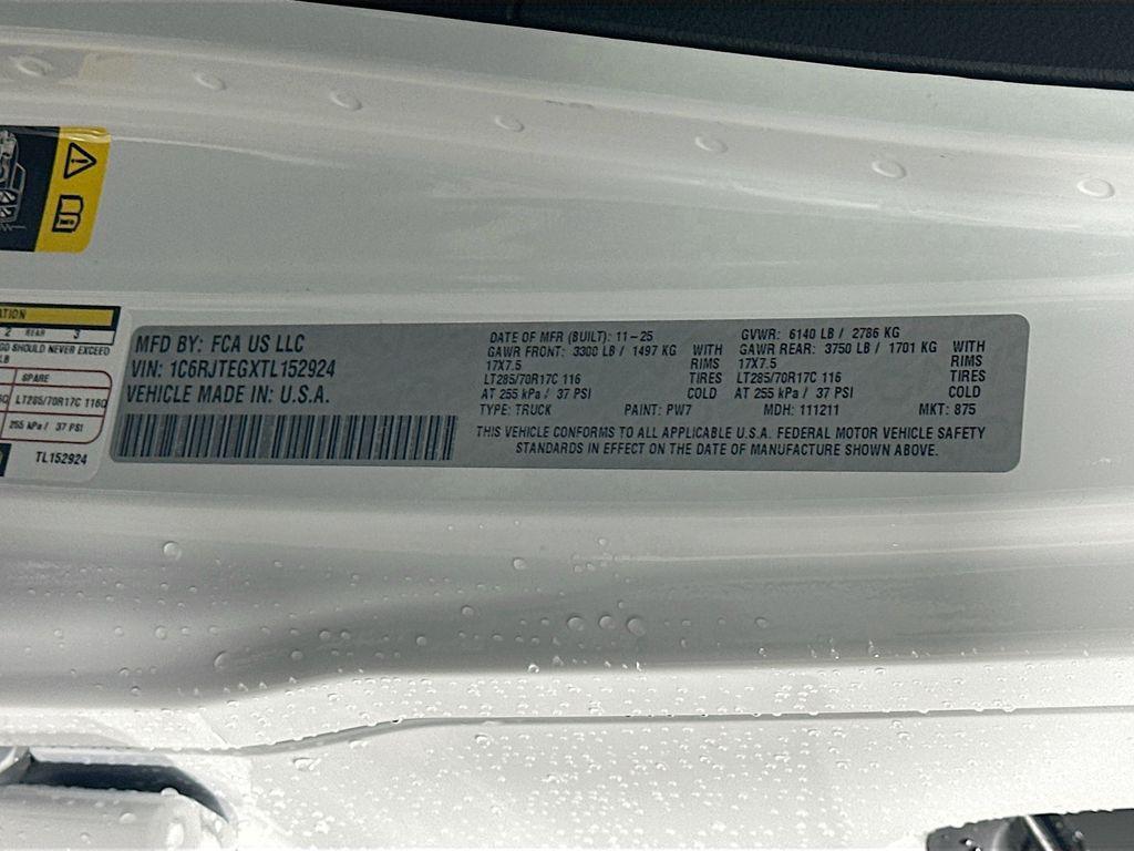 new 2026 Jeep Gladiator car, priced at $52,363