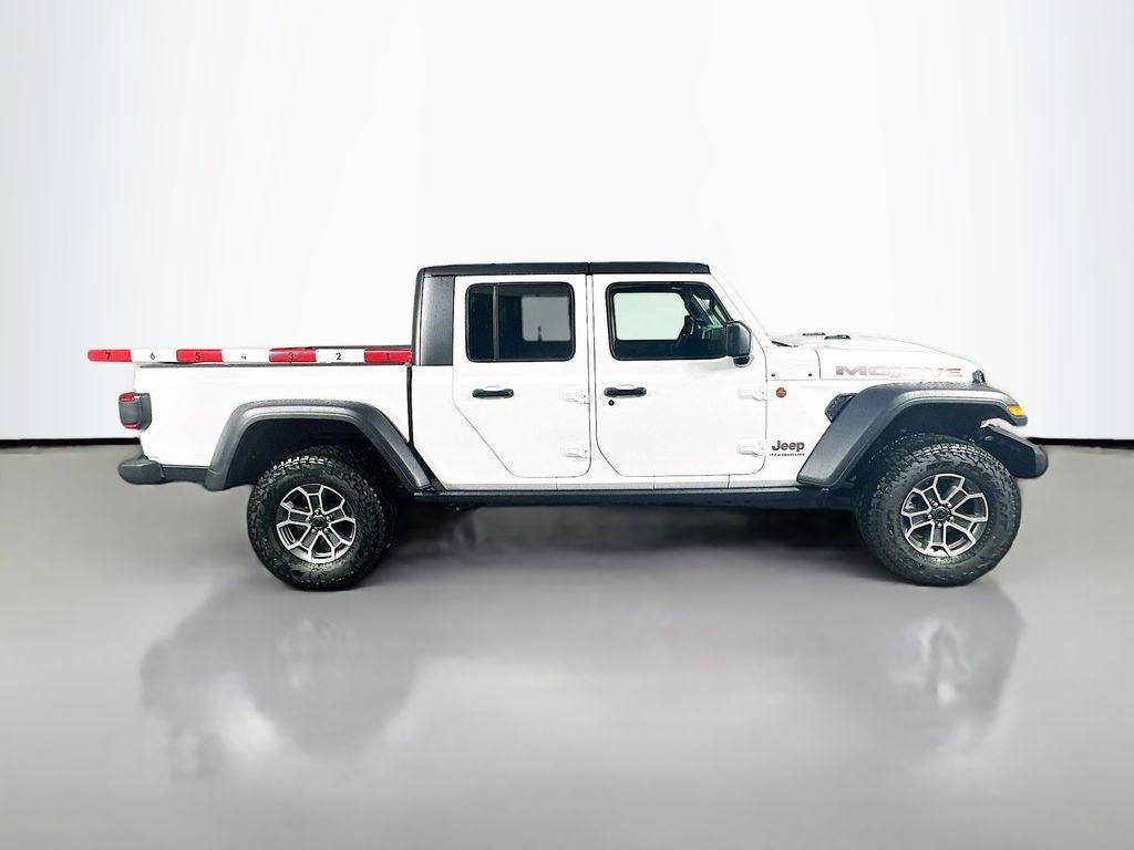 new 2026 Jeep Gladiator car, priced at $52,363