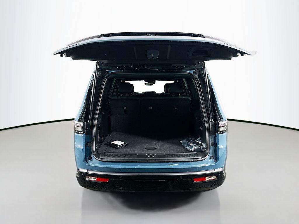 new 2026 Jeep Grand Wagoneer L car, priced at $65,165