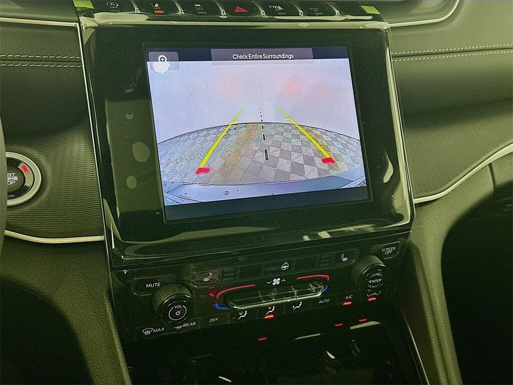 new 2025 Jeep Grand Cherokee L car, priced at $44,724