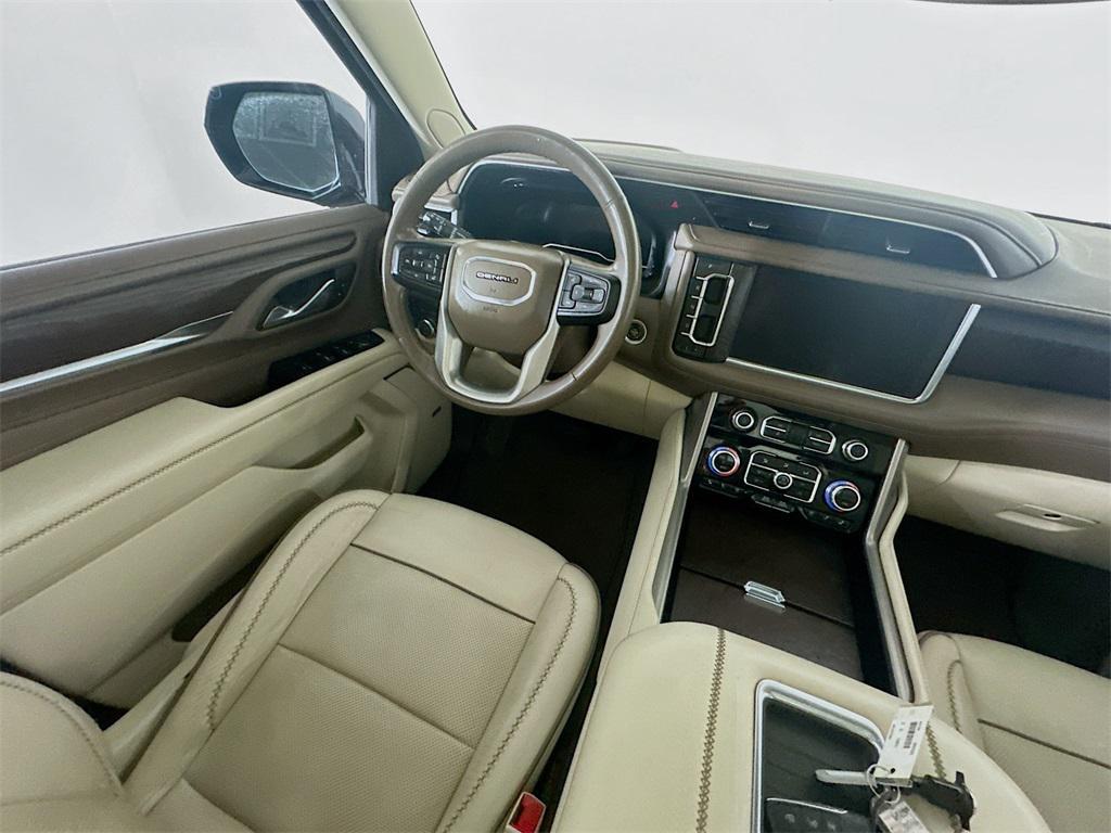 used 2023 GMC Yukon XL car, priced at $53,635