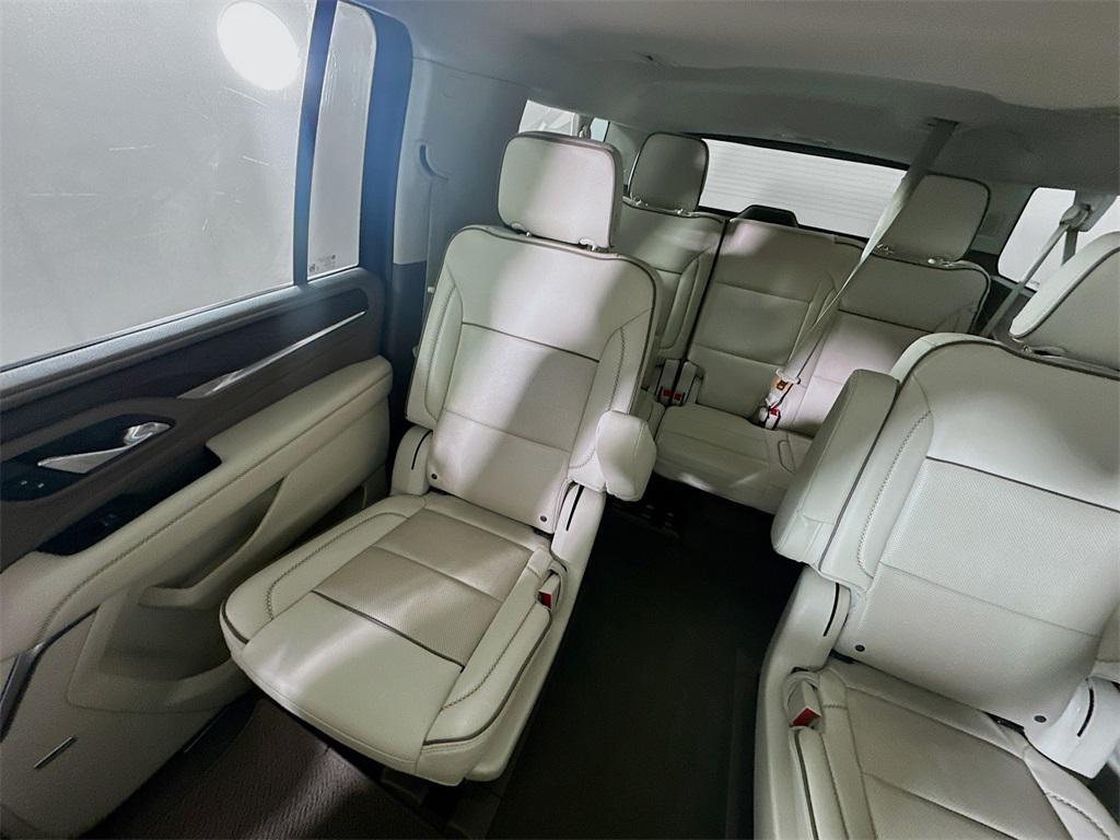 used 2023 GMC Yukon XL car, priced at $53,635