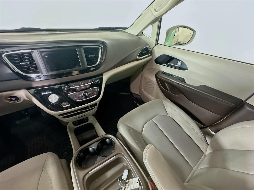 used 2020 Chrysler Pacifica car, priced at $14,935