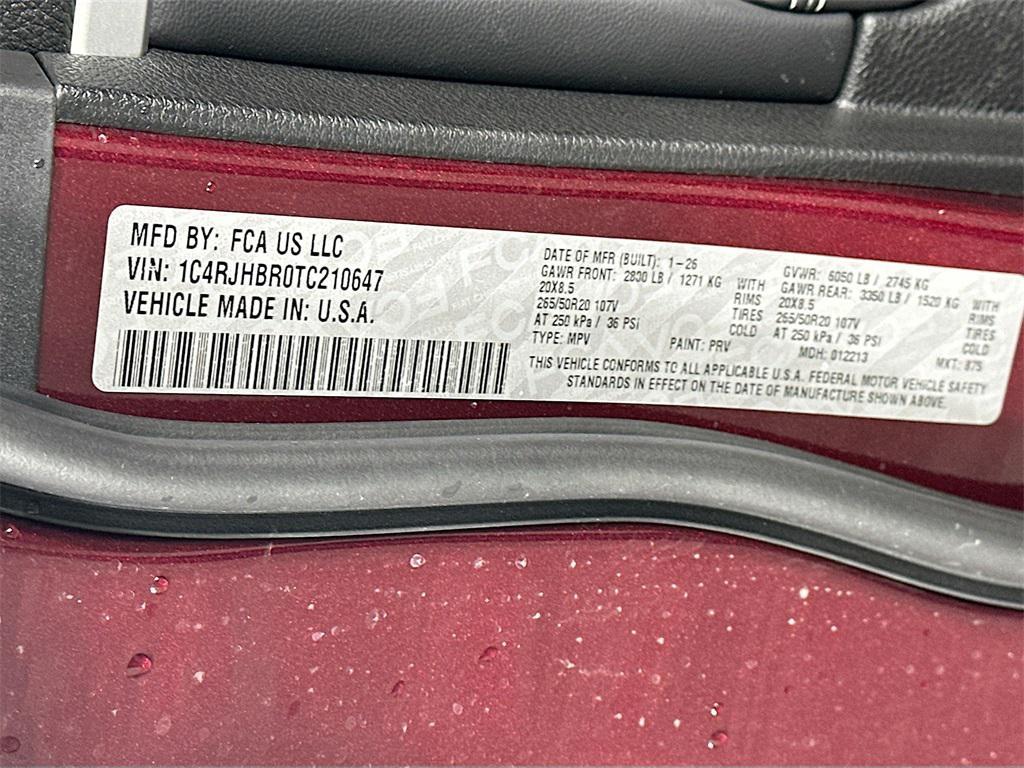 new 2026 Jeep Grand Cherokee car, priced at $47,497