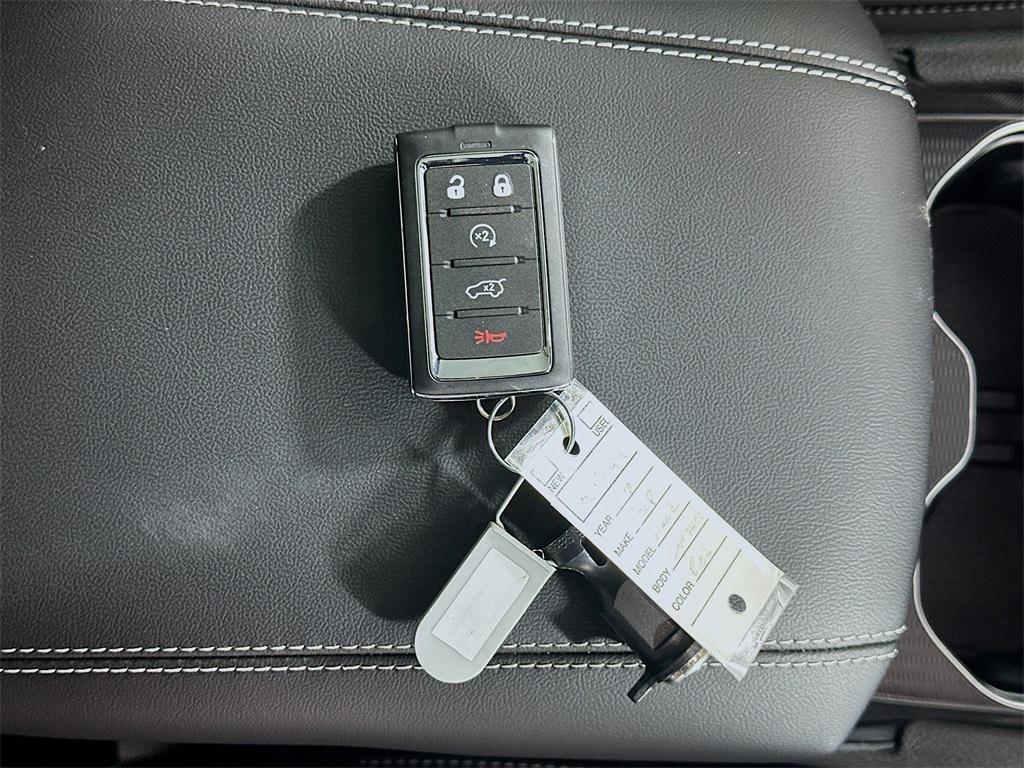 new 2026 Jeep Grand Cherokee car, priced at $47,497