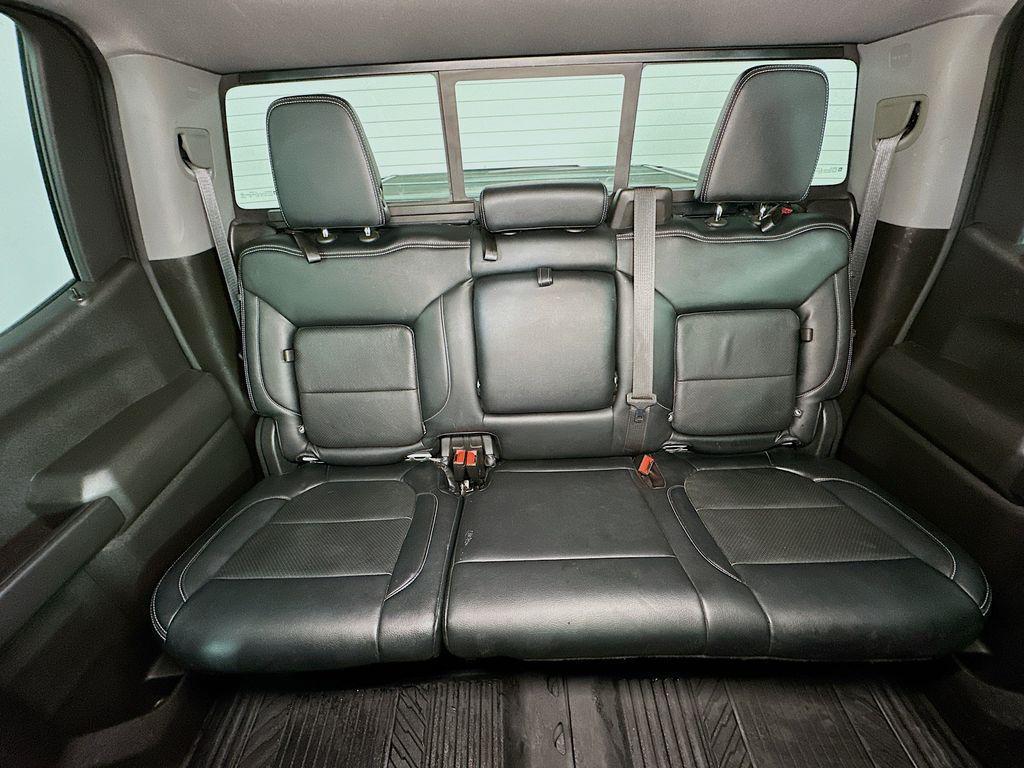 used 2021 Chevrolet Silverado 1500 car, priced at $33,676