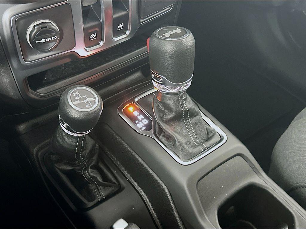 new 2026 Jeep Wrangler car, priced at $36,325