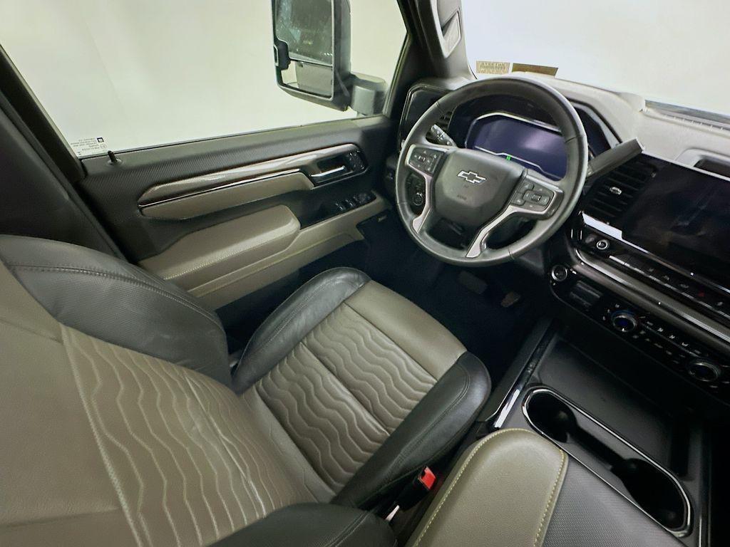used 2025 Chevrolet Silverado 2500 car, priced at $69,534