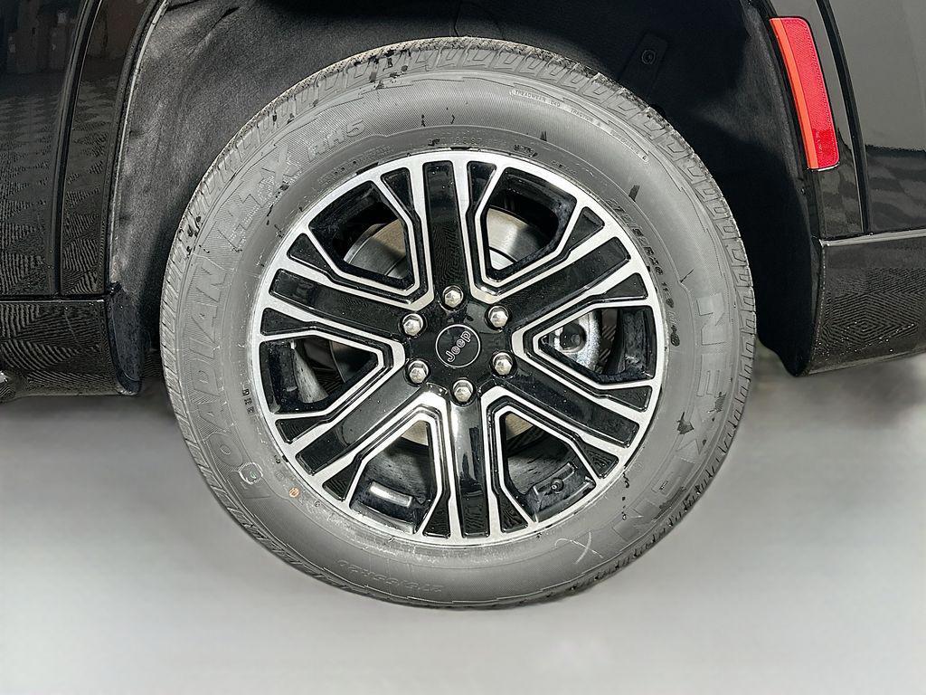 new 2026 Jeep Grand Wagoneer car, priced at $65,318