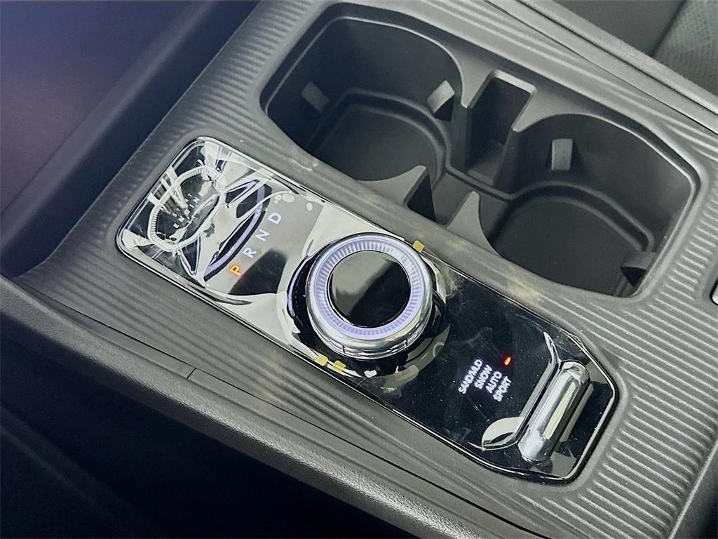 new 2026 Jeep Cherokee car, priced at $46,215