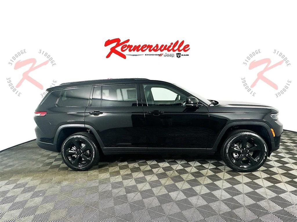 new 2025 Jeep Grand Cherokee L car, priced at $47,354
