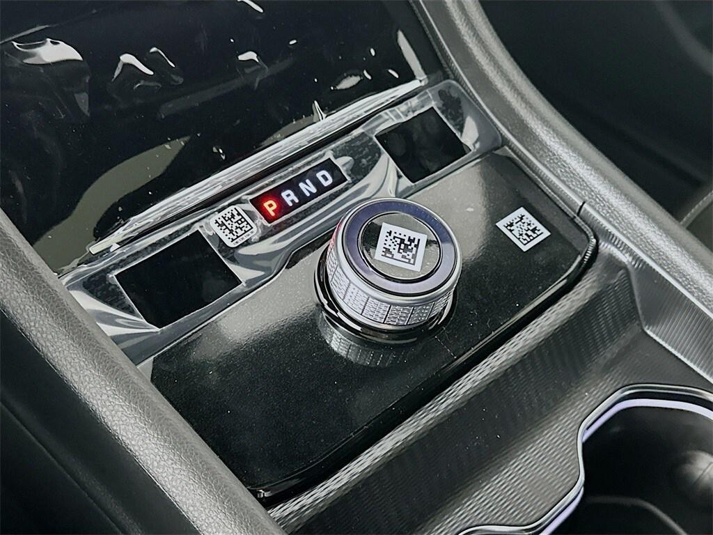 new 2025 Jeep Grand Cherokee car, priced at $40,690