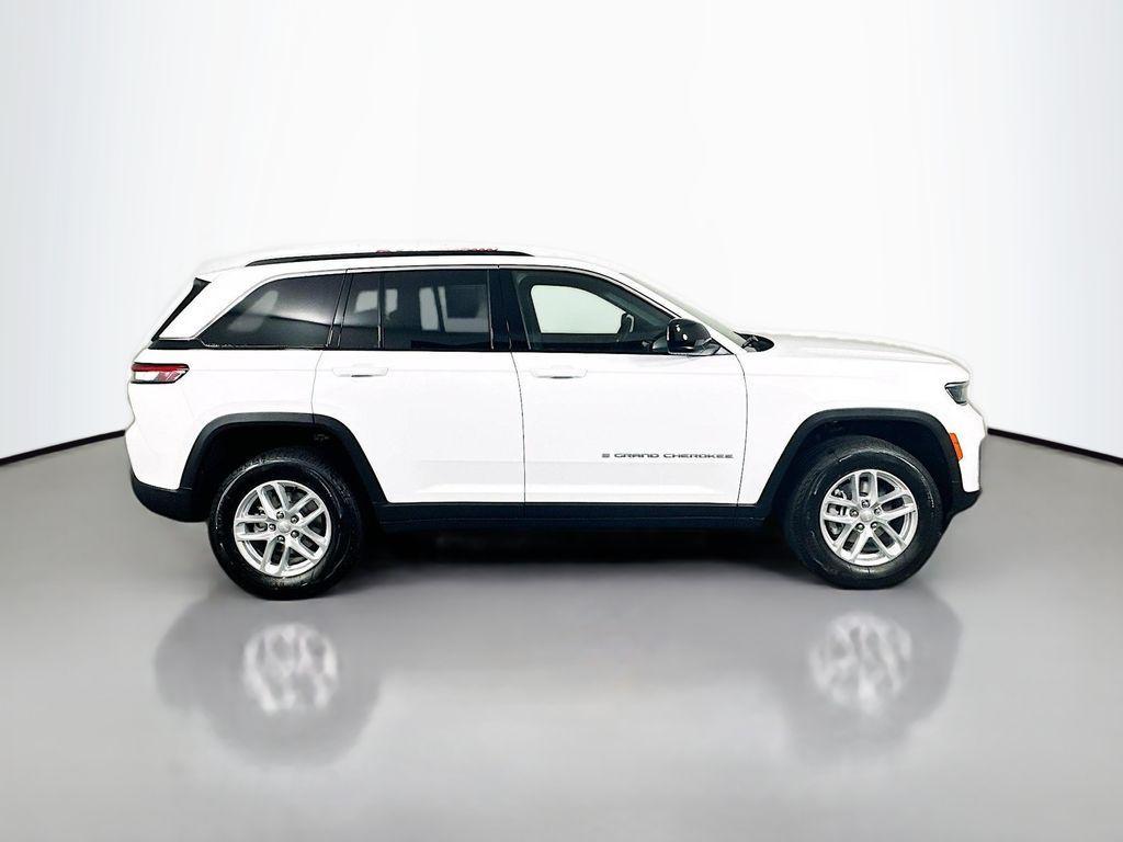new 2025 Jeep Grand Cherokee car, priced at $32,659