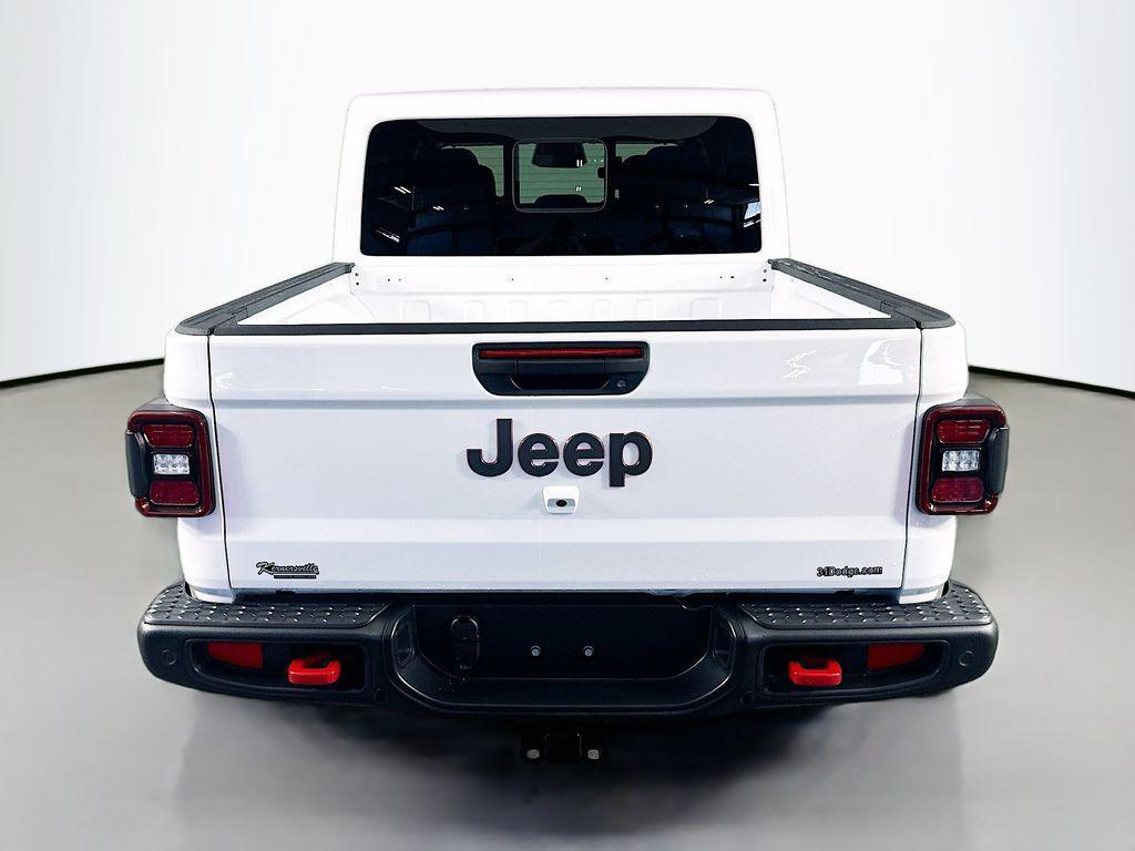 new 2026 Jeep Gladiator car, priced at $57,354