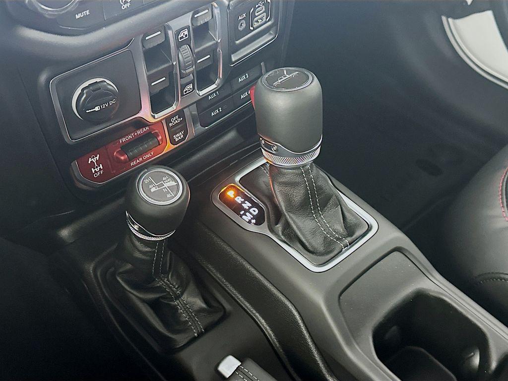 new 2026 Jeep Gladiator car, priced at $57,354