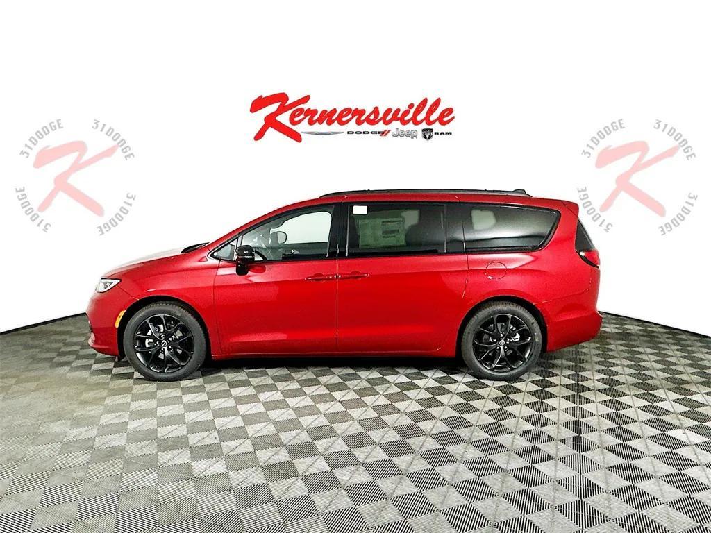 new 2026 Chrysler Pacifica car, priced at $50,219