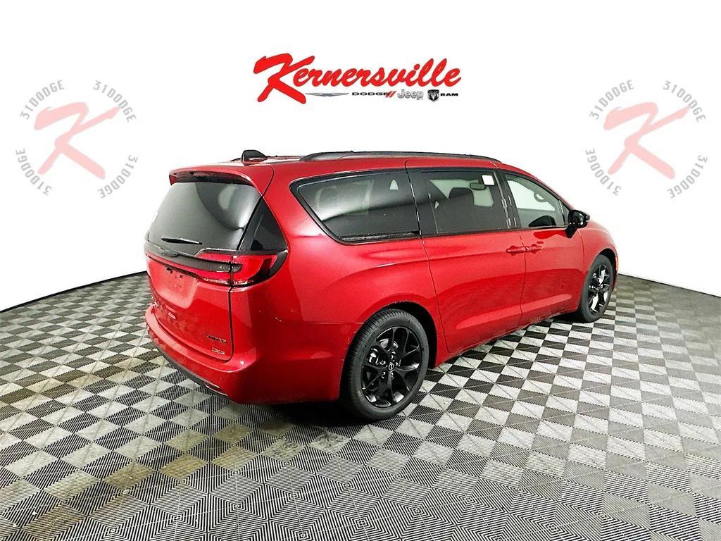 new 2026 Chrysler Pacifica car, priced at $50,219