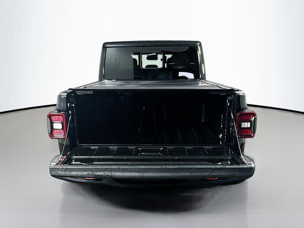 new 2025 Jeep Gladiator car, priced at $53,197