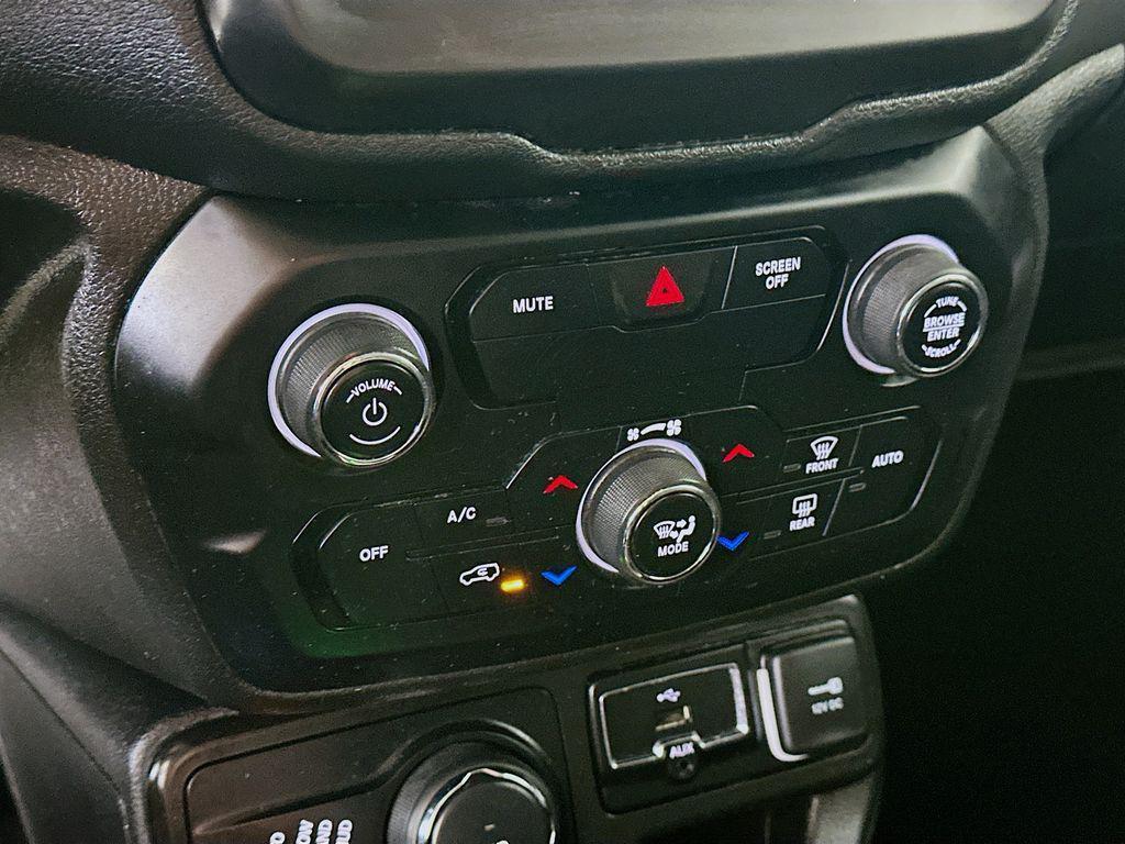 used 2019 Jeep Renegade car, priced at $15,484