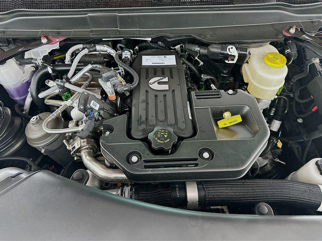 Molten Red Pearlcoat 2026 RAM 3500 Longhorn