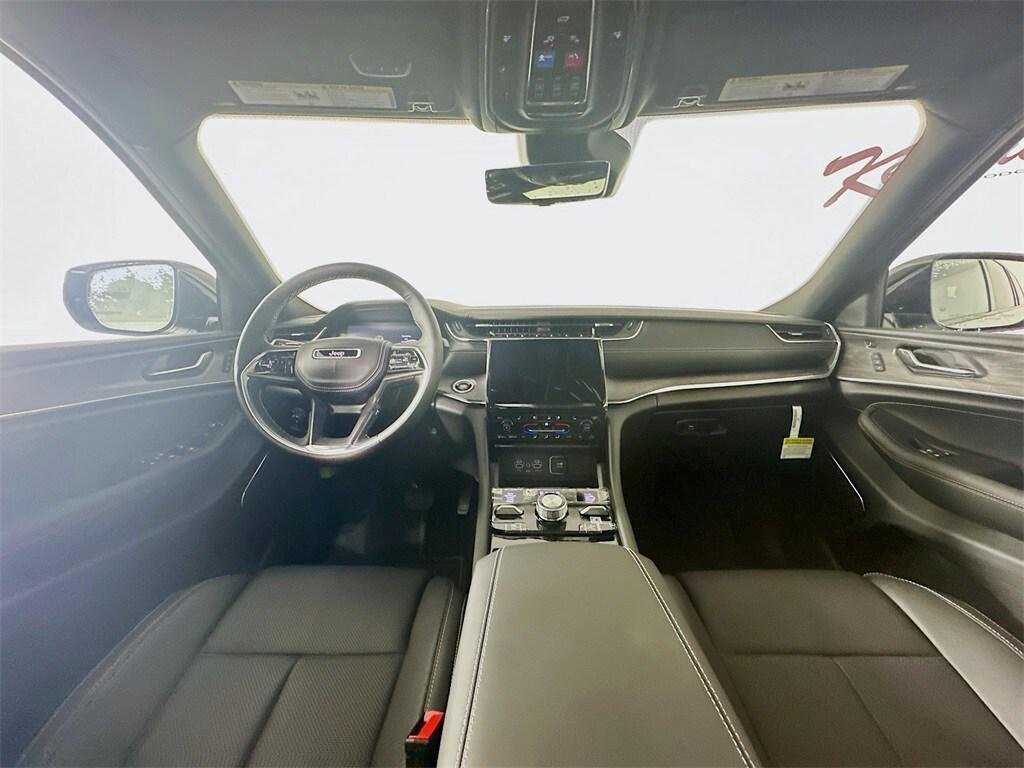 new 2025 Jeep Grand Cherokee L car, priced at $55,846