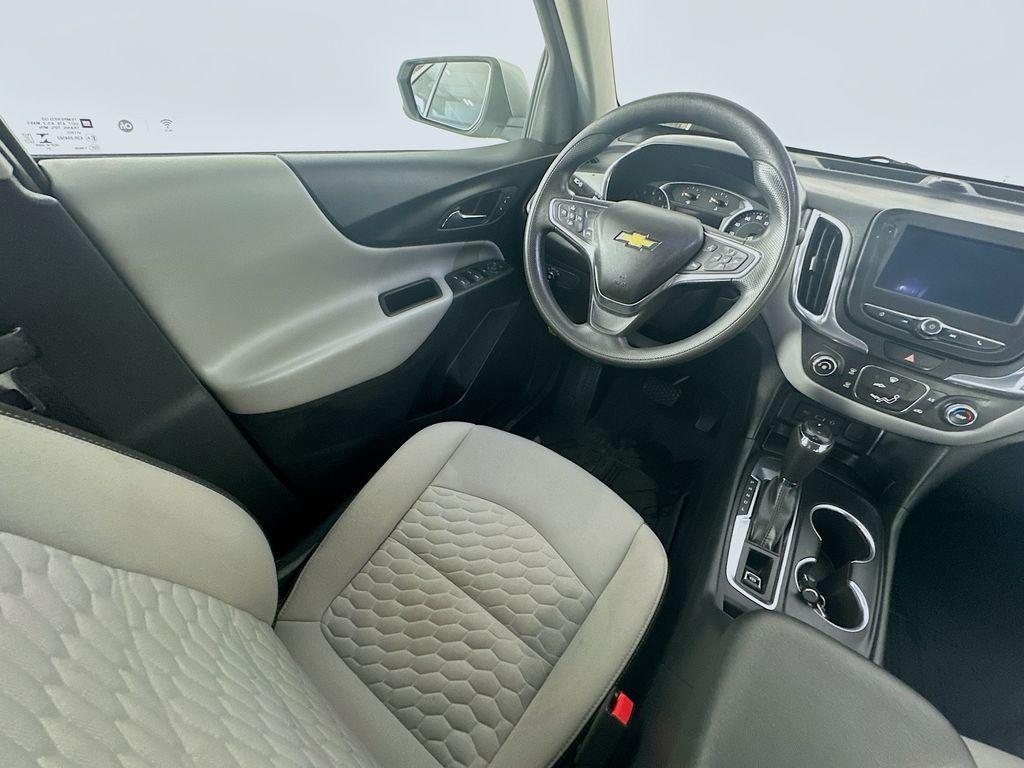 used 2021 Chevrolet Equinox car, priced at $19,234