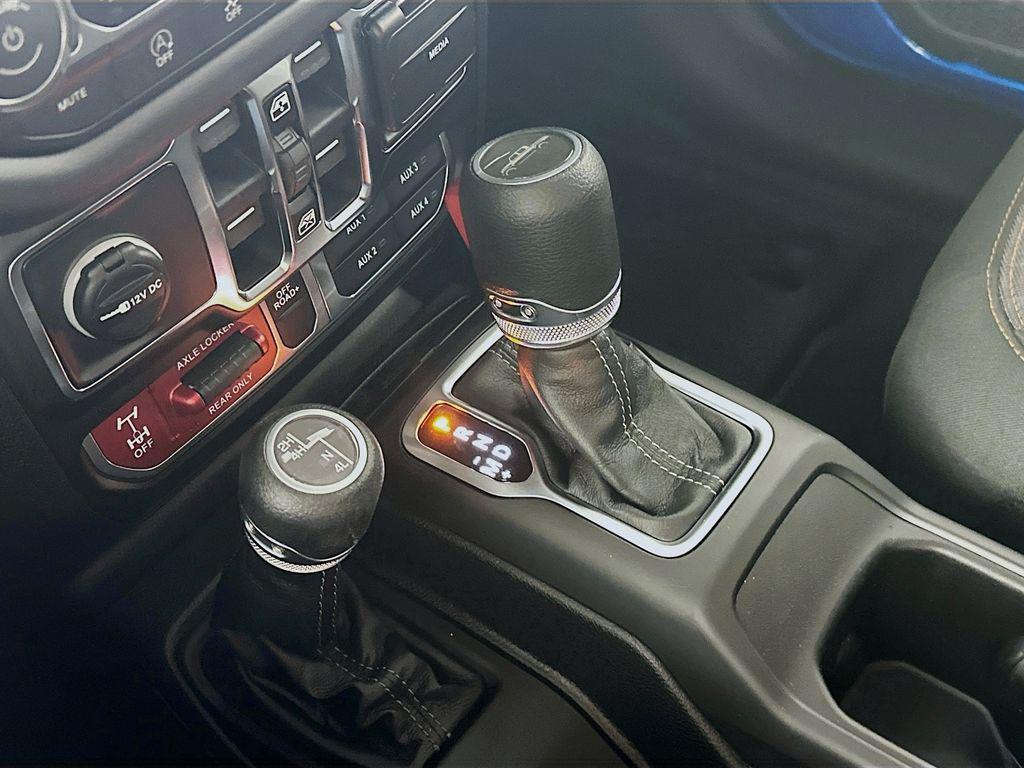 new 2026 Jeep Gladiator car, priced at $54,356