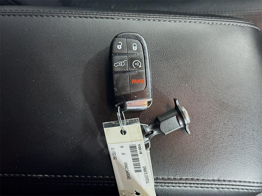 used 2019 Jeep Grand Cherokee car, priced at $18,885
