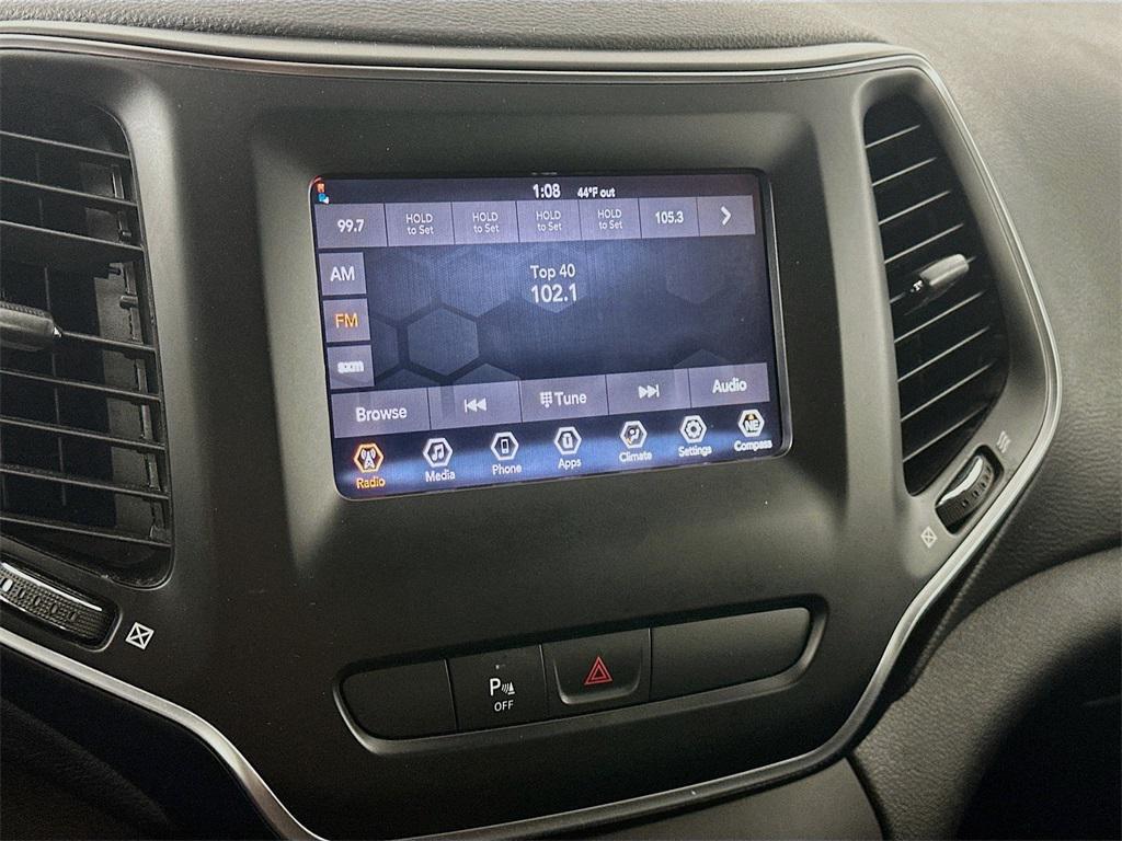 used 2020 Jeep Cherokee car, priced at $12,485