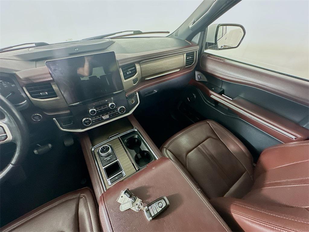 used 2022 Ford Expedition Max car, priced at $29,985