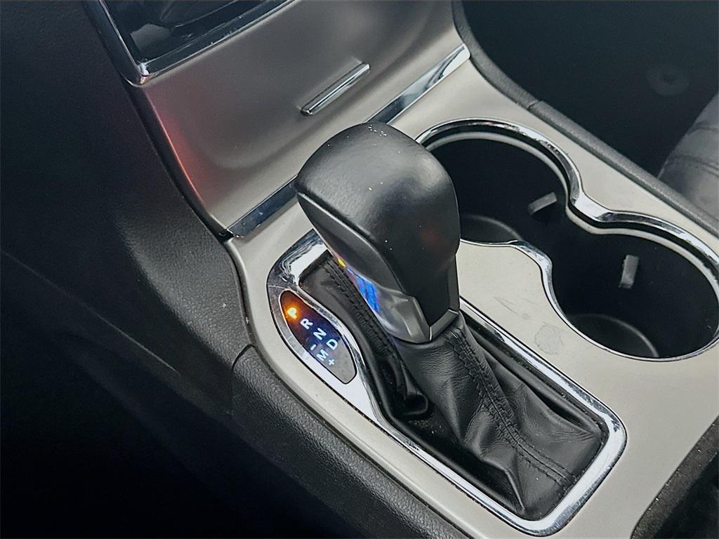 used 2019 Jeep Grand Cherokee car, priced at $15,935