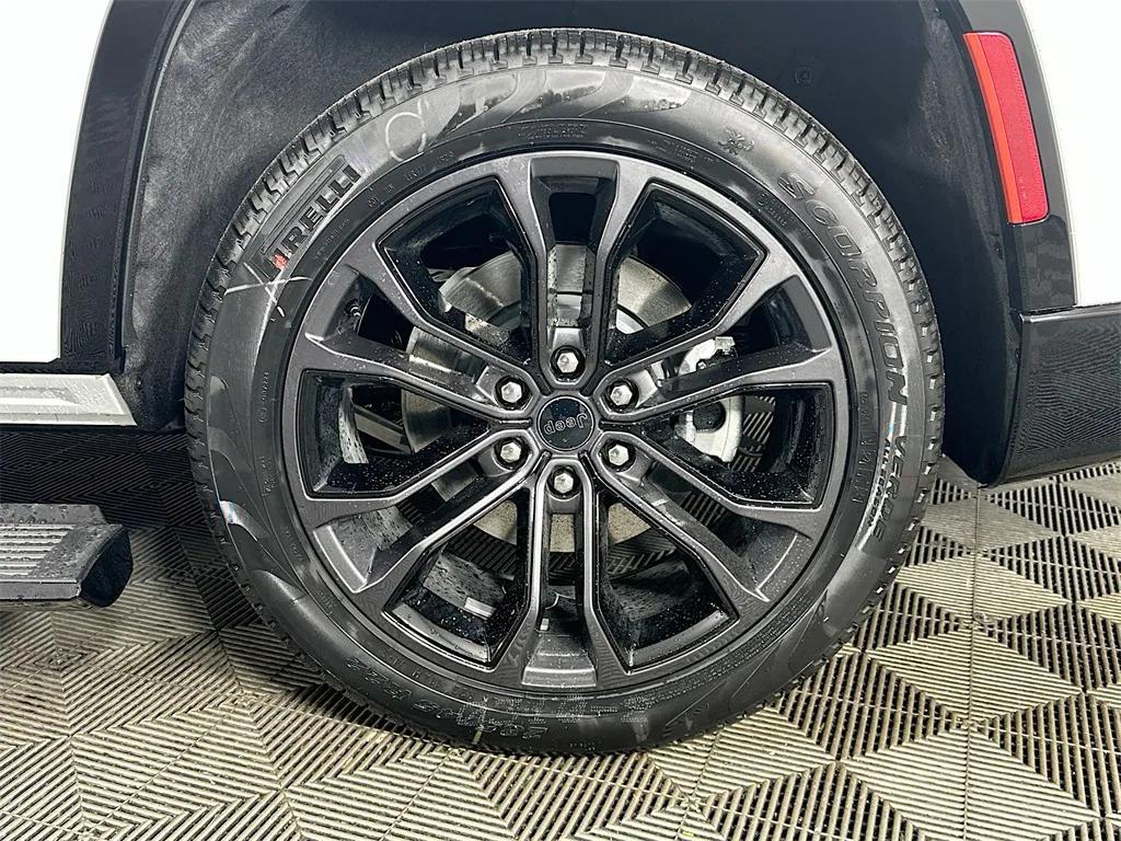 new 2026 Jeep Grand Wagoneer car, priced at $94,619