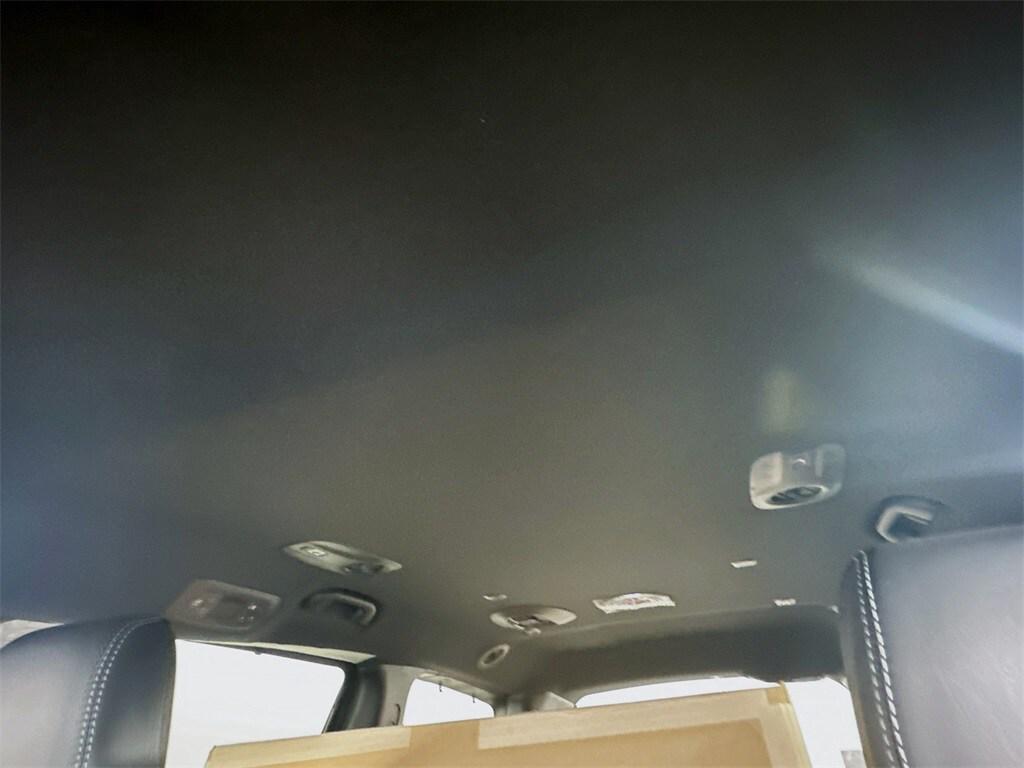 new 2025 Chrysler Pacifica car, priced at $43,479