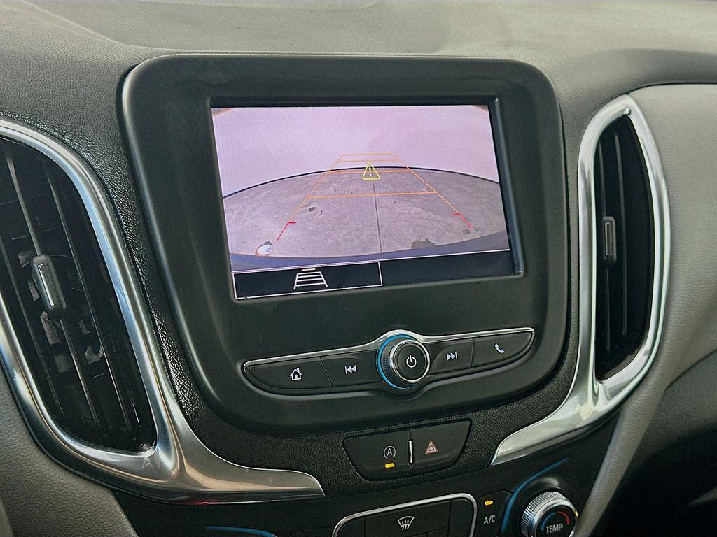 used 2022 Chevrolet Equinox car, priced at $19,434