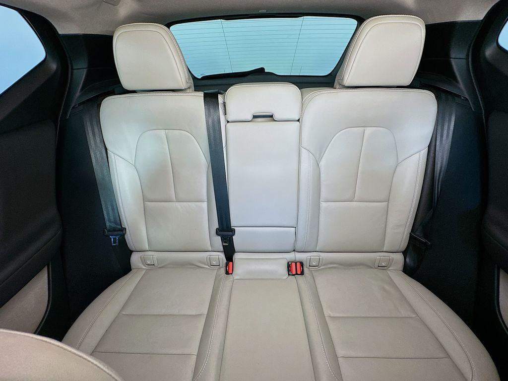 used 2021 Volvo XC40 car, priced at $20,834