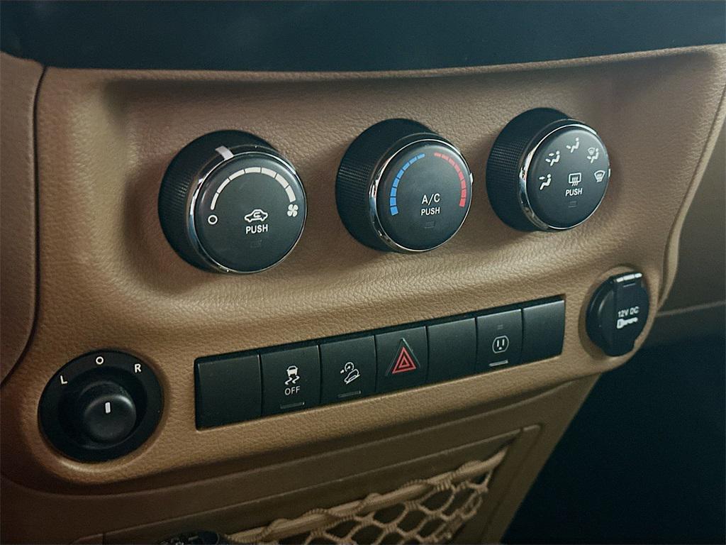 used 2013 Jeep Wrangler Unlimited car, priced at $13,785