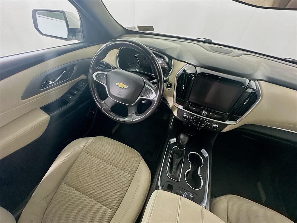 used 2022 Chevrolet Traverse car, priced at $17,985