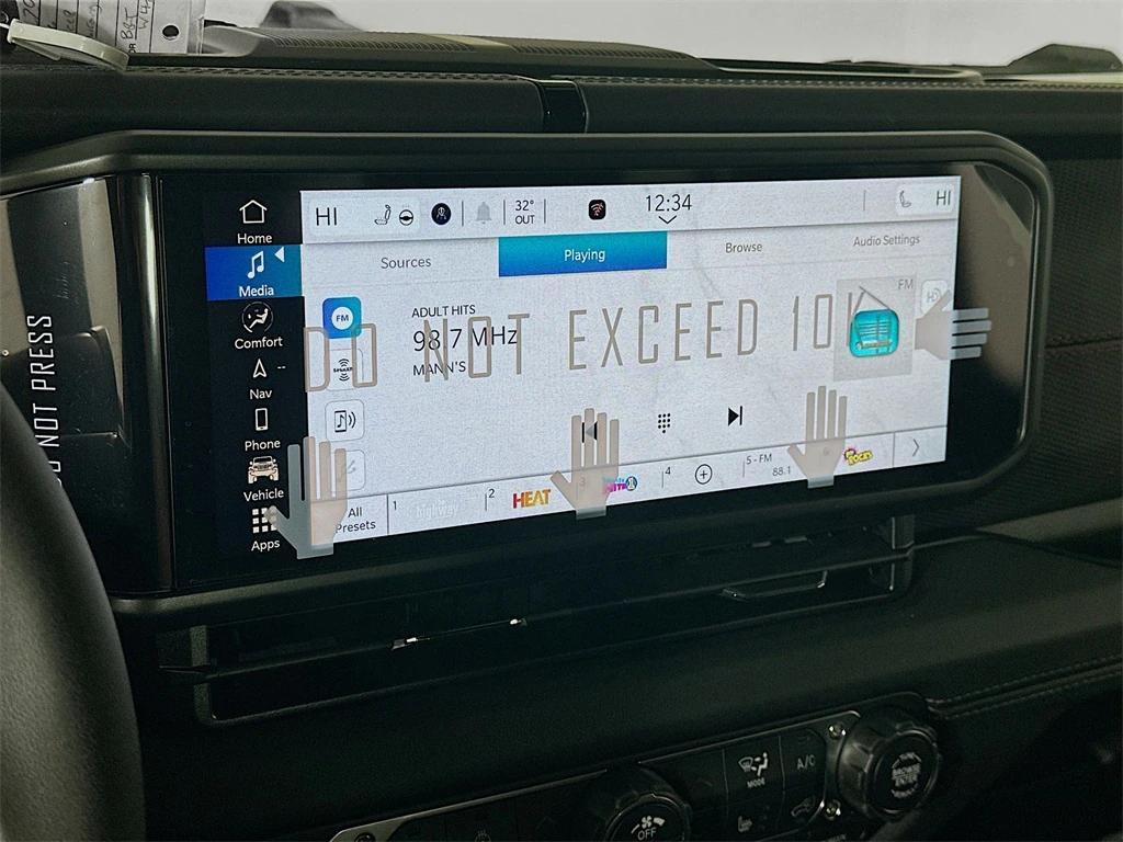 new 2026 Jeep Wrangler car, priced at $60,799