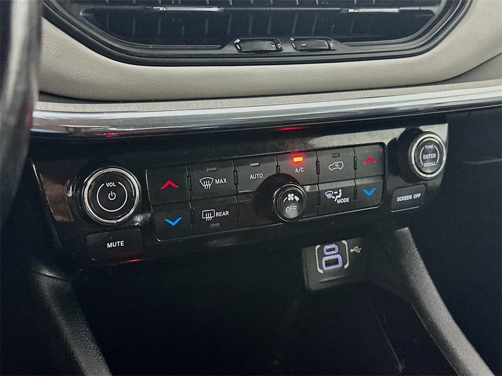 used 2022 Jeep Compass car, priced at $15,235