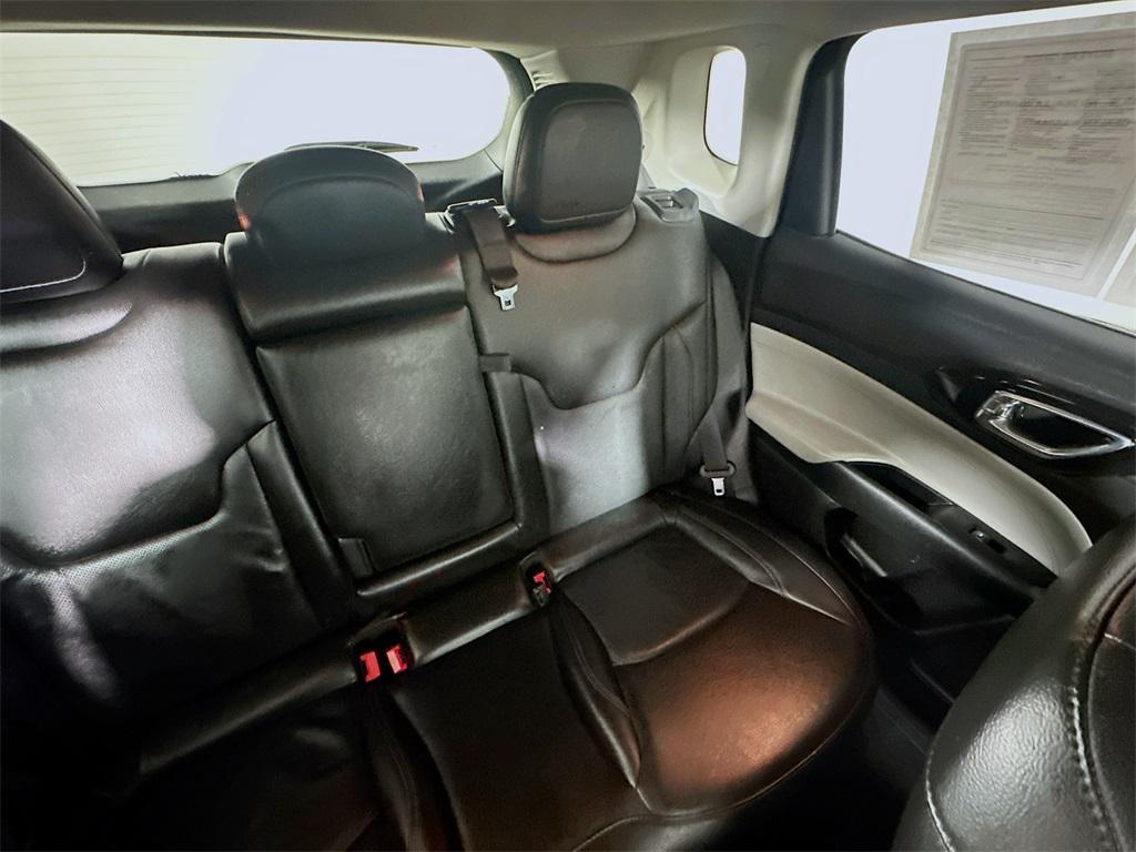 used 2022 Jeep Compass car, priced at $15,235