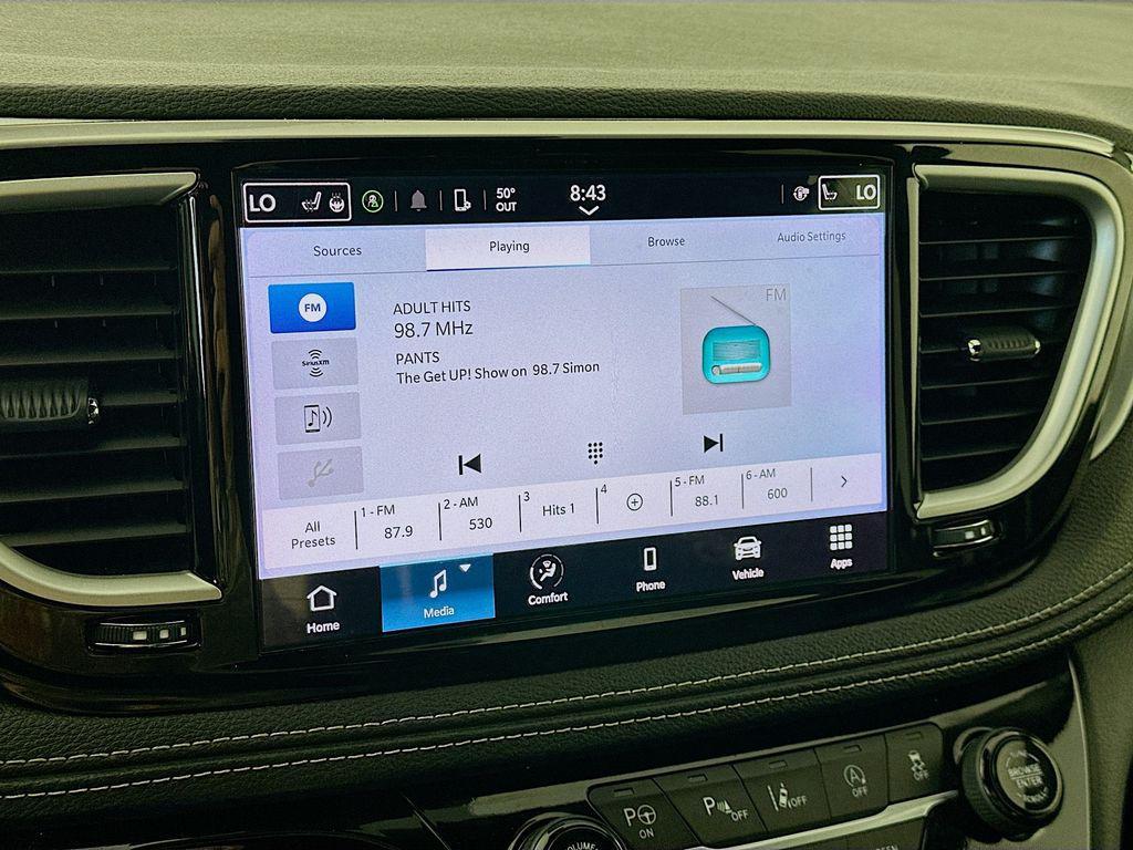 used 2024 Chrysler Pacifica car, priced at $30,735
