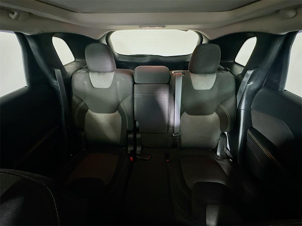 used 2014 Jeep Cherokee car, priced at $6,285