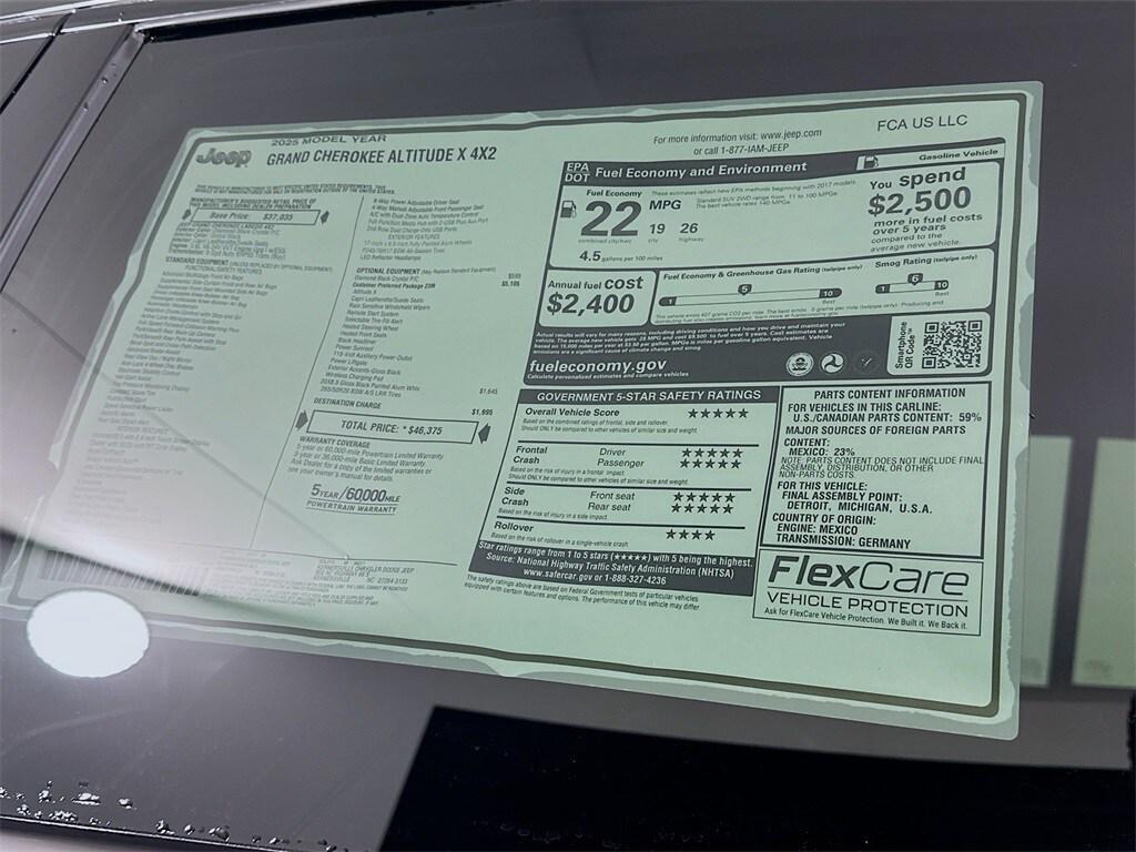 new 2025 Jeep Grand Cherokee car, priced at $39,308